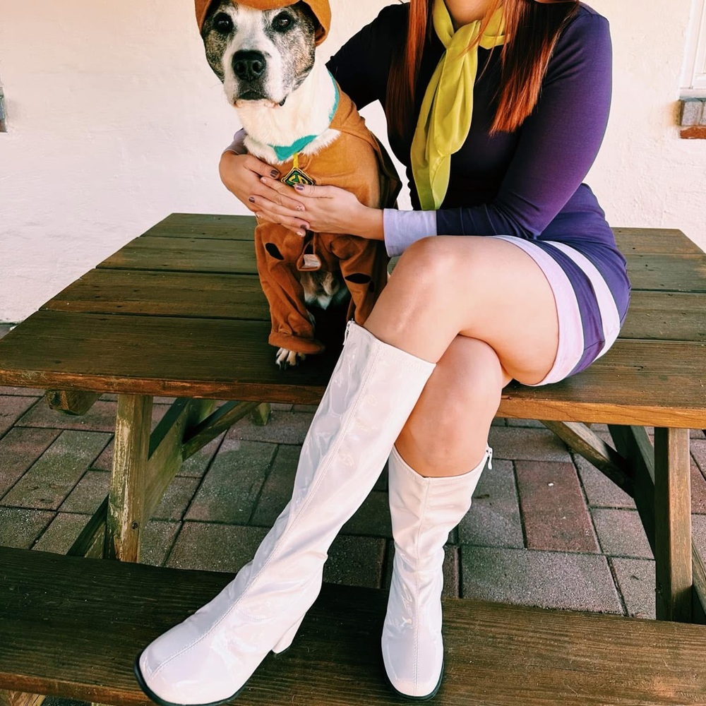 White Daphne go go boots